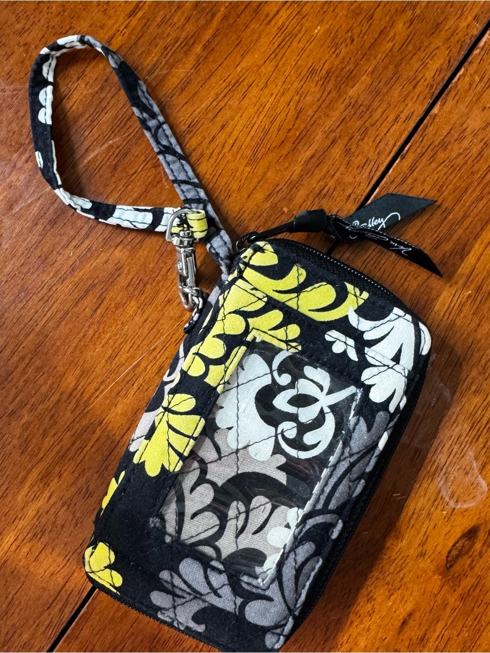 Vera Bradley All In One Wristlet - Baroque